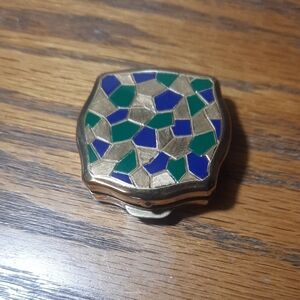 Mosaic Compact with Green and Blu